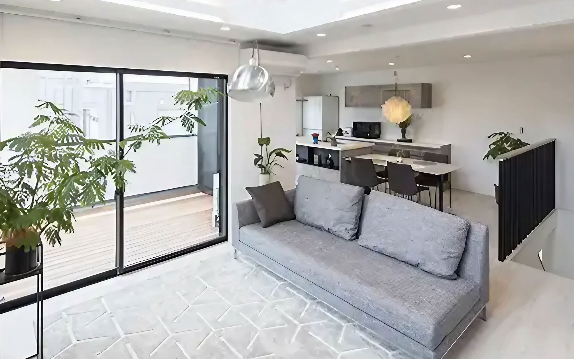 有限会社フロッピ